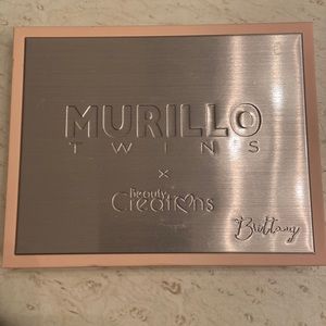 Hi I’m selling this pallet from the MURILLO TWIN FROM YOUTUBE